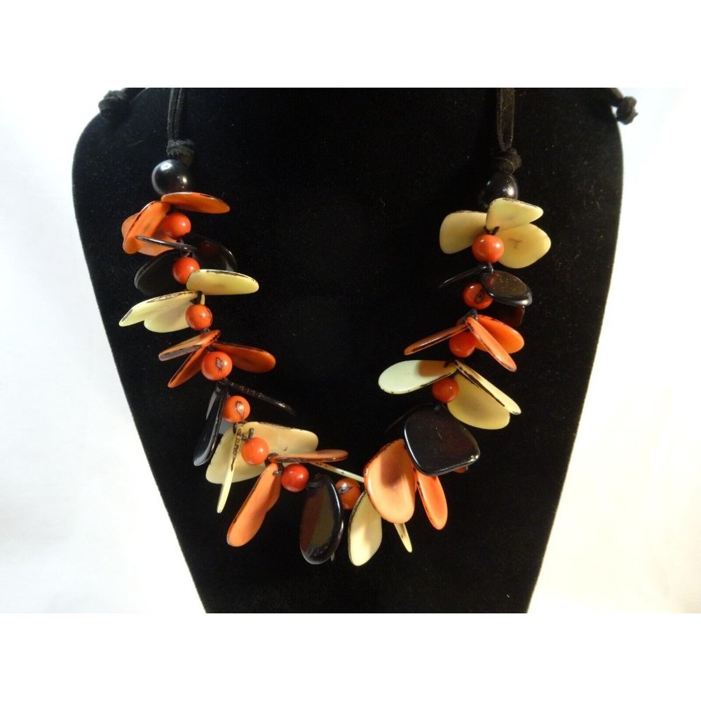 Stunning Acrylic Peach Cream Black Petal Beads Leather Cord adjustable via Slide - Picture 1 of 7